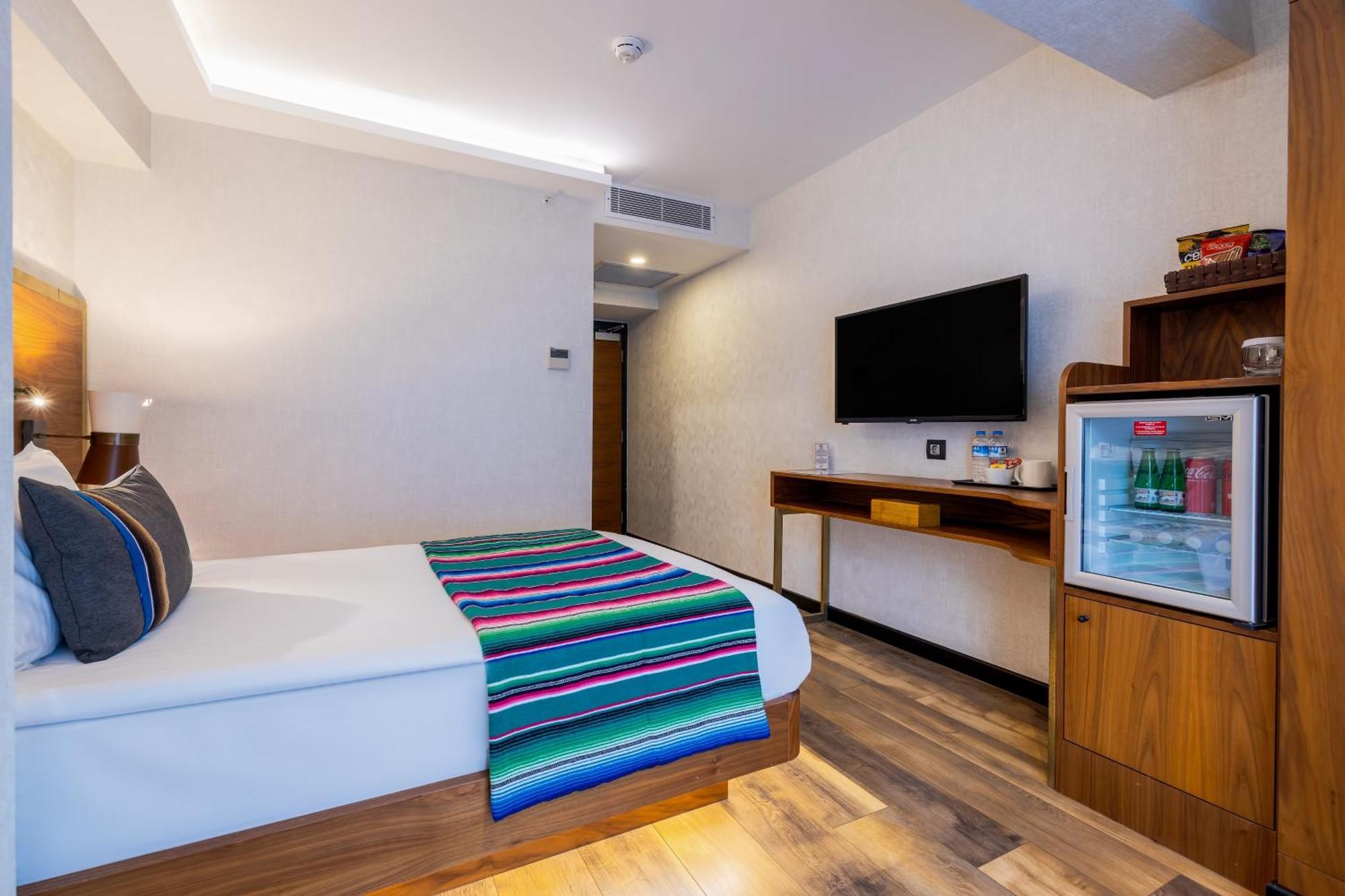 Hay Hotel Alsancak Izmir Exterior photo